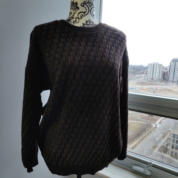 Unisex Over Size Knit Pullover Sweater in Brown - Picture 3 of 8